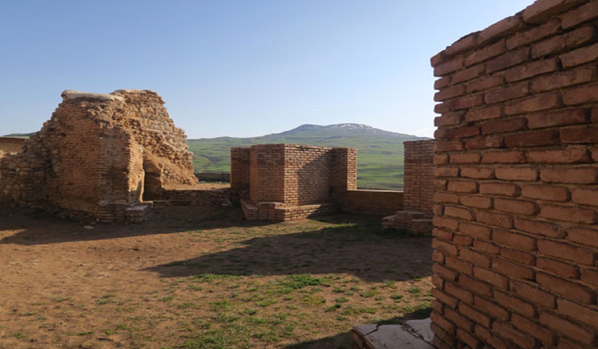 takht e soleyman1