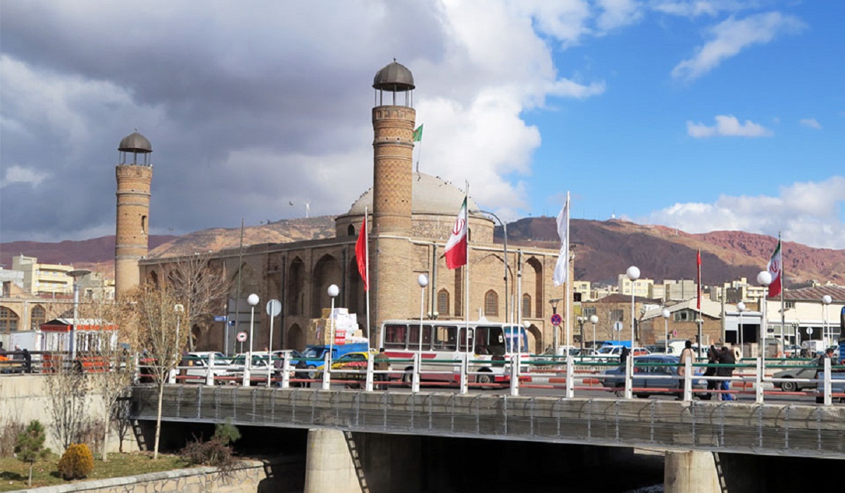 saheb ol amr mosque